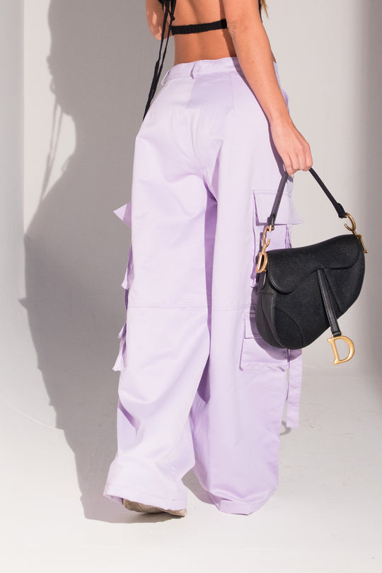 Pantalón satín cargo