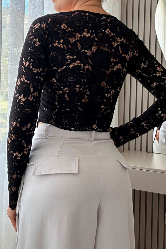 Blusa blonda con manga campana - NG028