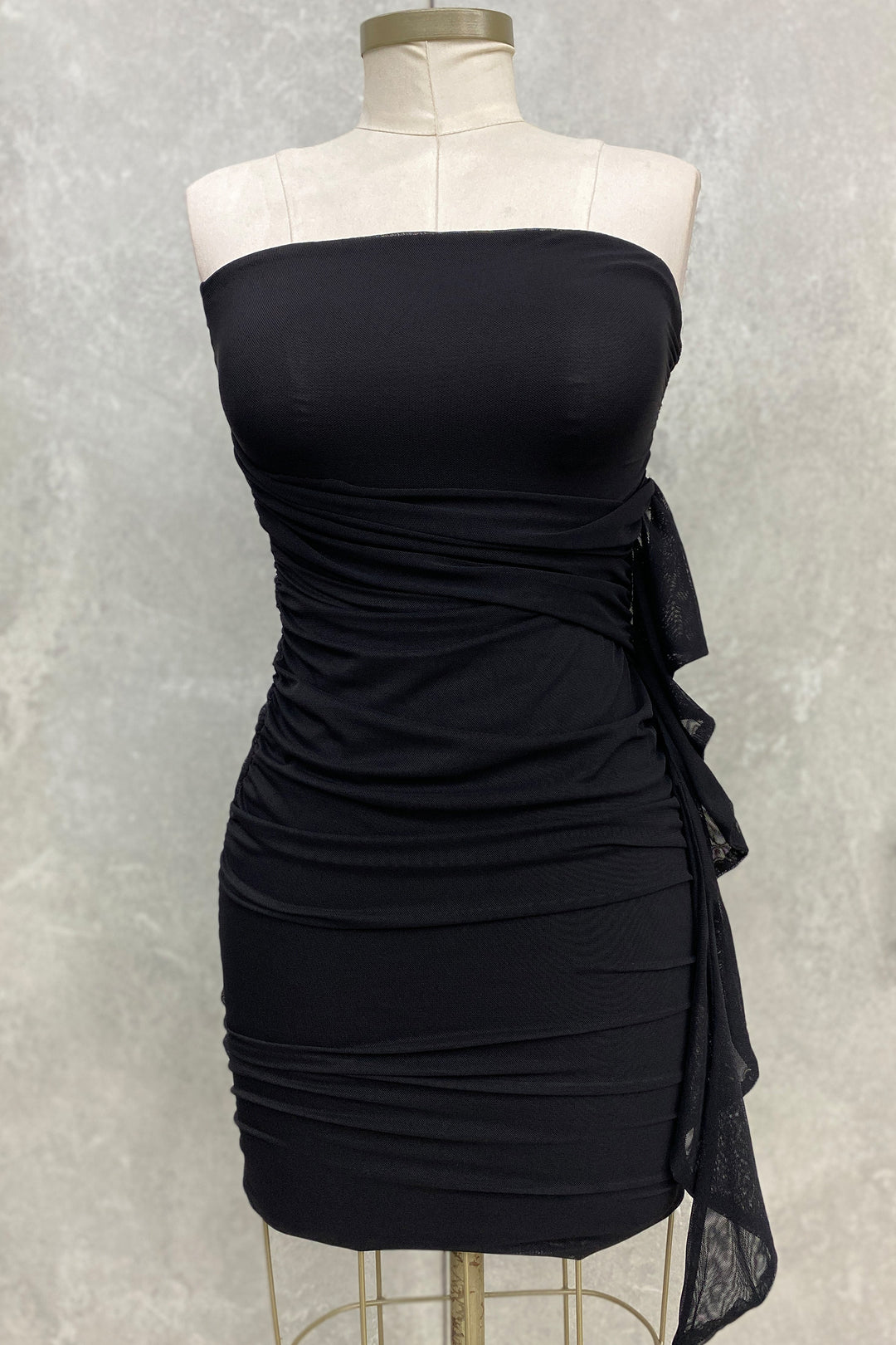 Vestido estraple velo - PZM2668