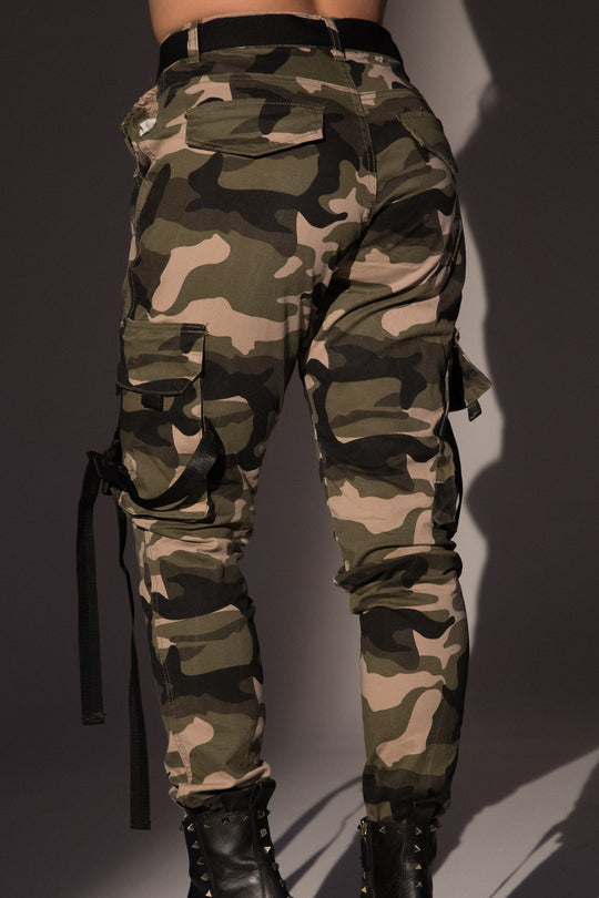 Pantalon camuflado verde