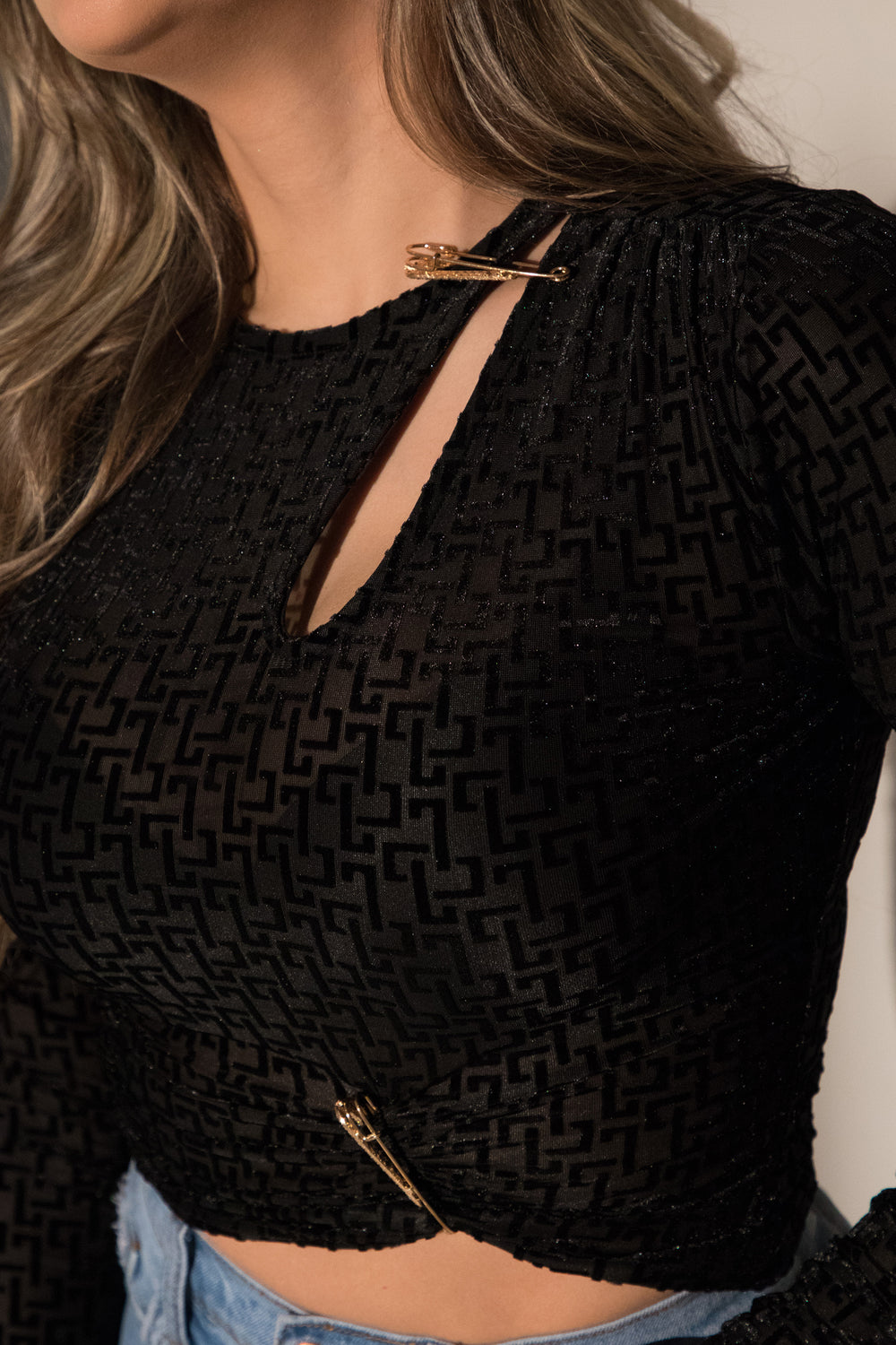 Blusa may