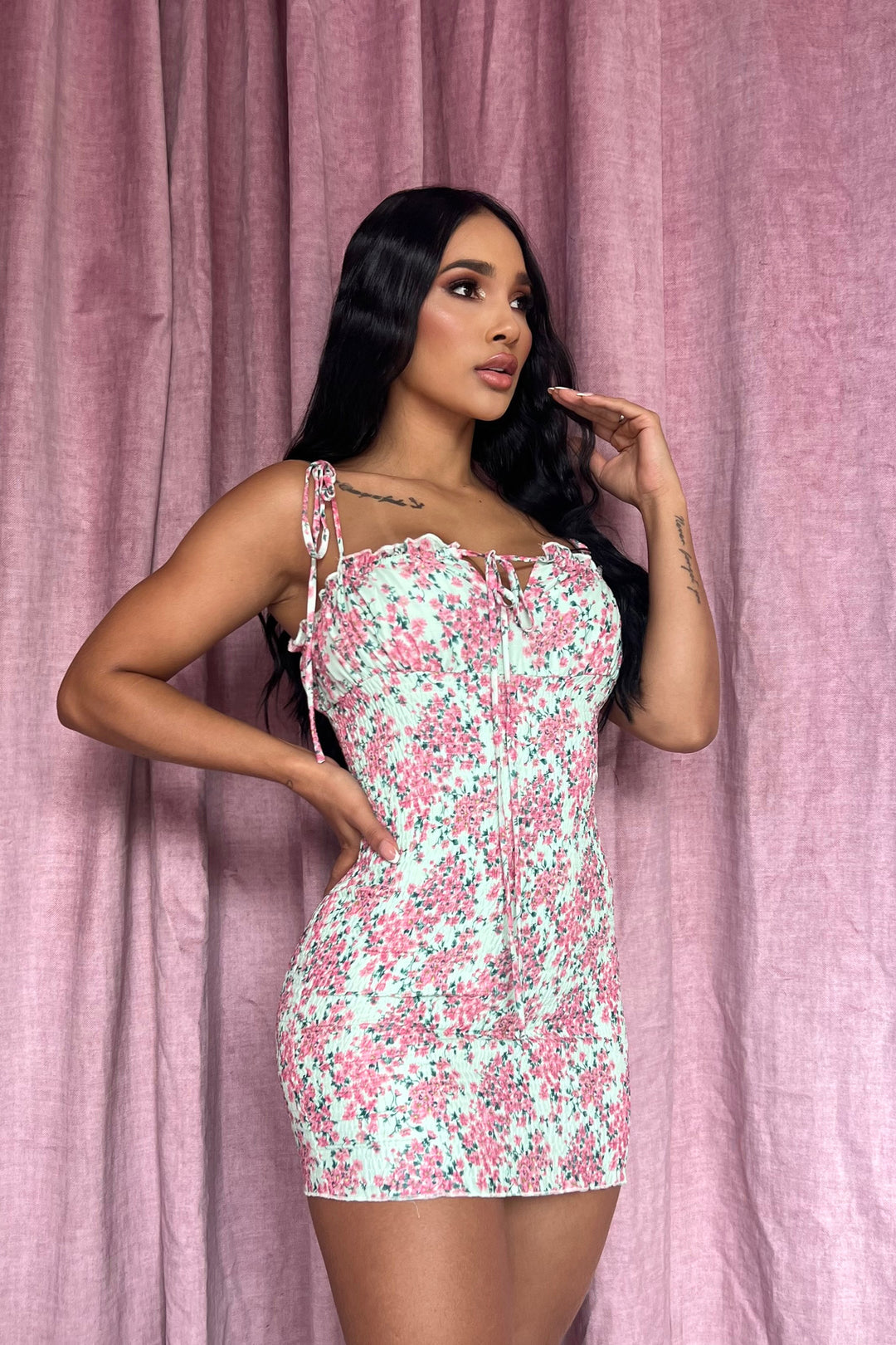 Vestido corto Flores Lecci